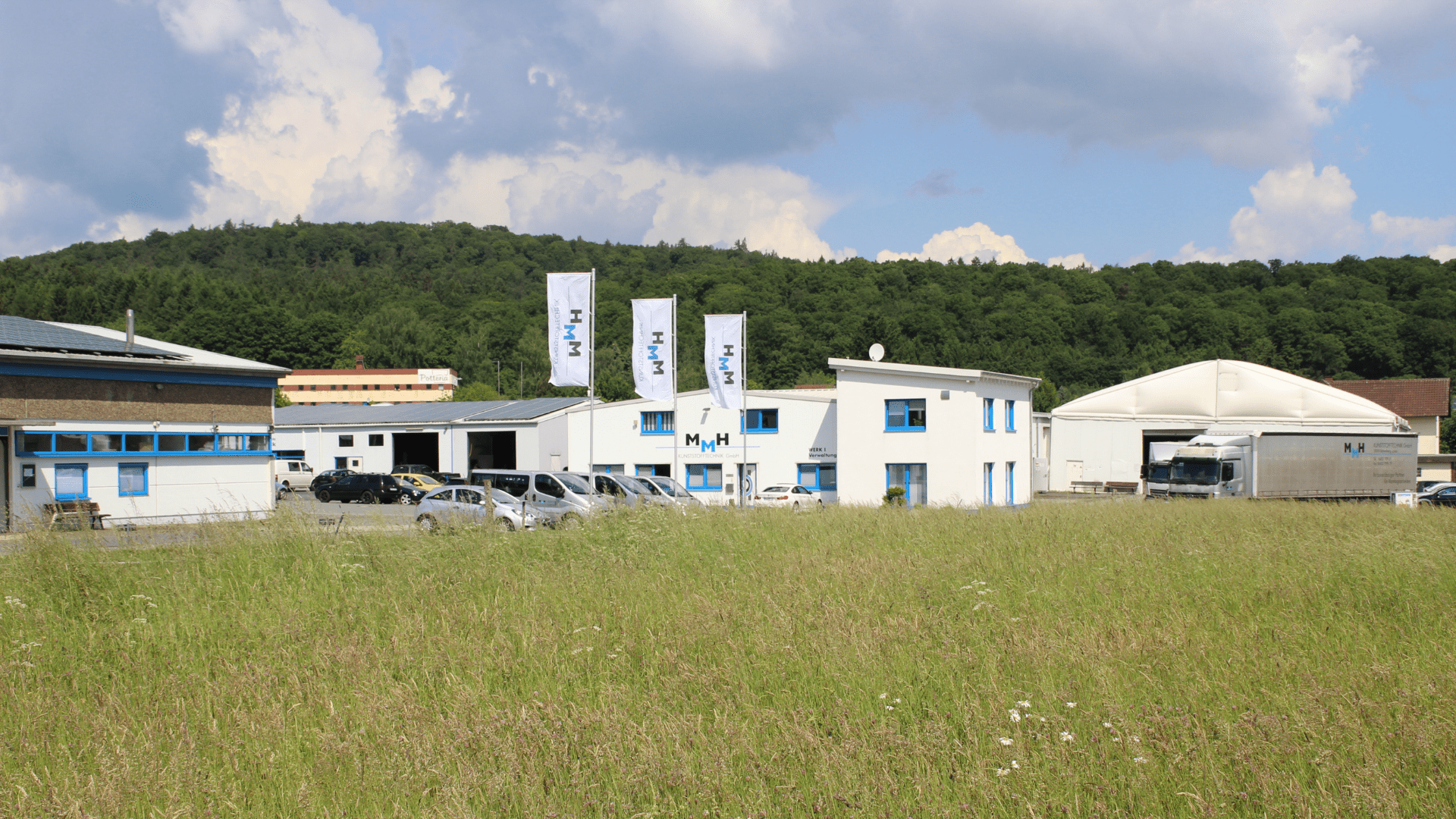 MMH Kunststofftechnik in Battenberg- Partner für Kunststoff in der Industrie MMH Kunststofftechnik in Battenberg- Partner für Kunststoff in der Industrie